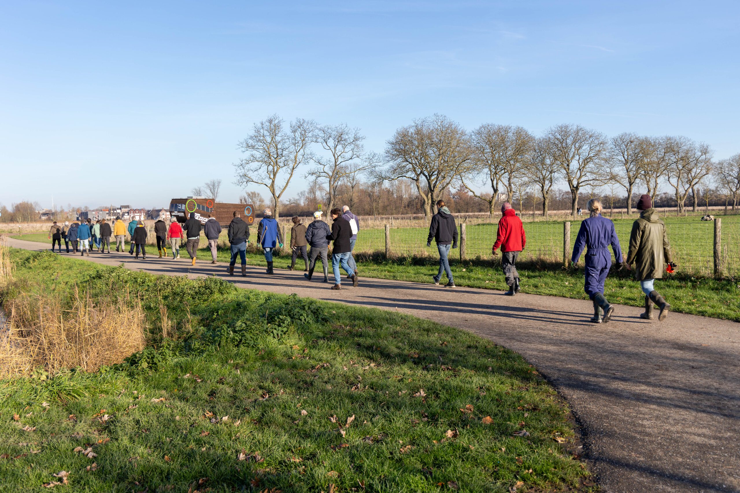 lopen naar perceel plantdag elst